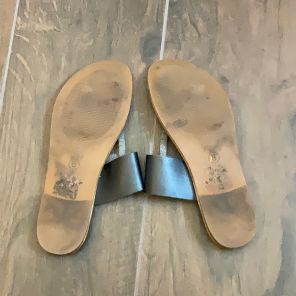 Mossimo Black T-Strap Sandal - Picture 2 of 2